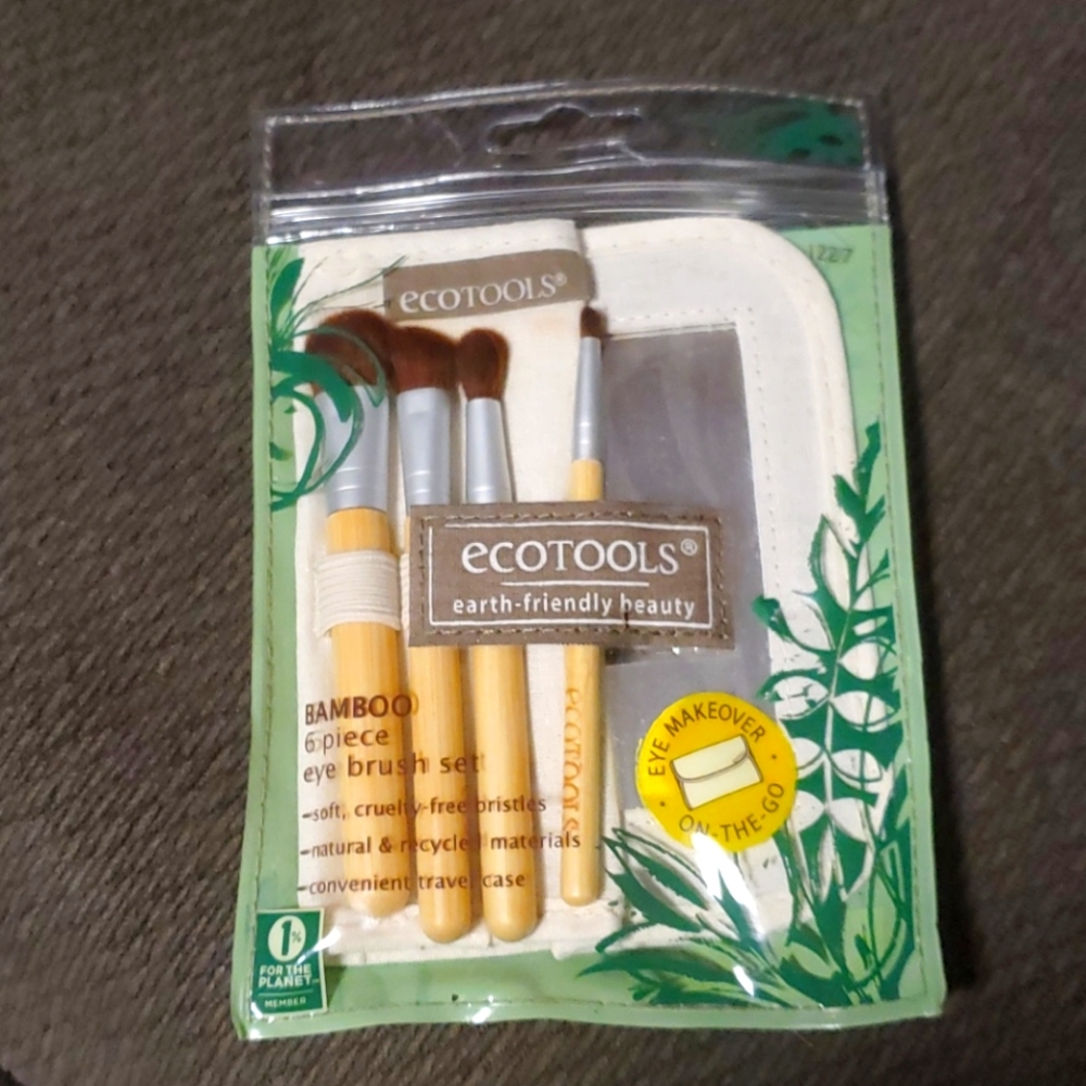 Bamboo EcoTools Makeup Brushes